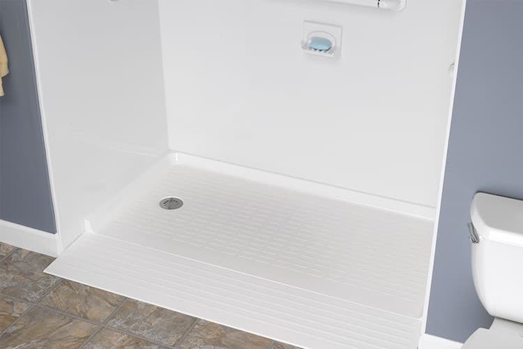 Barrier-free-bath-image